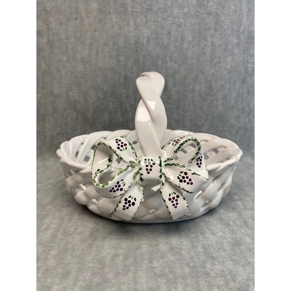 Berardos Vintage White Portugal Ceramic‎ Lattice Basket Bowl Grape Bow Accent